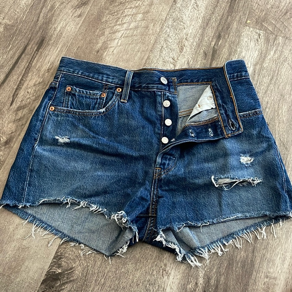 Levi’ Original 501 cut off shorts